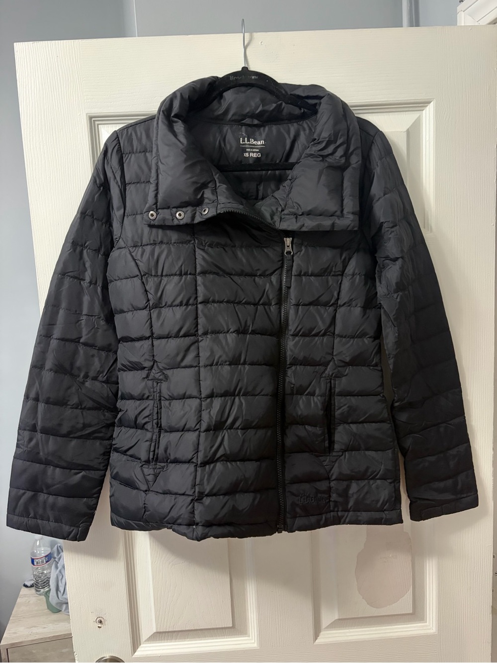 L.L. Bean Women's Black Quilted Asymmetric Zip Puffer Jacket